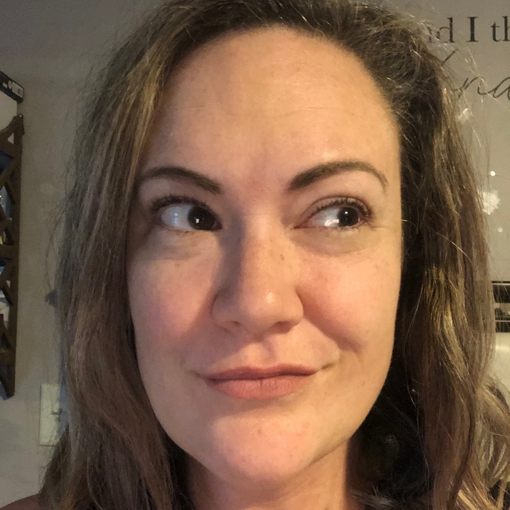 Meet your Posher, Jenn